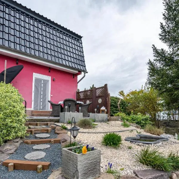 Urlaub Mit Hund، فندق في Neupetershain