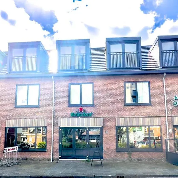 Eetcafé Punt, hotel v destinaci Roelofarendsveen