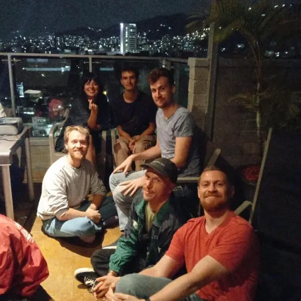 Hostel Metro Floresta Alojamiento, hotel v destinaci Medellín