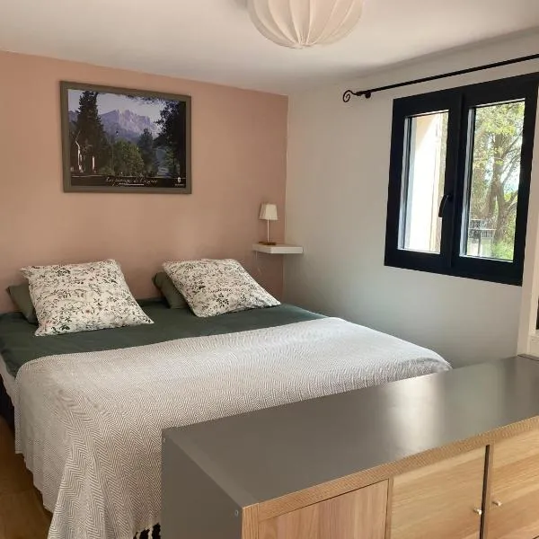Studio de l'oliveraie, hotel in Aix-en-Provence