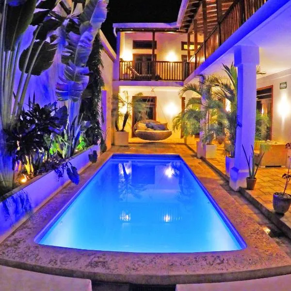 Hotel and Coffe Azul, hotel a León