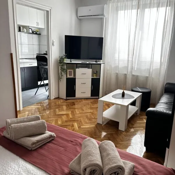 Studio apartman Lynx, khách sạn ở Plitvička Jezera