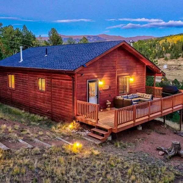 Monarch Landing, A Cozy Cabin w/360 Mountain Views, hotel v destinaci Cripple Creek