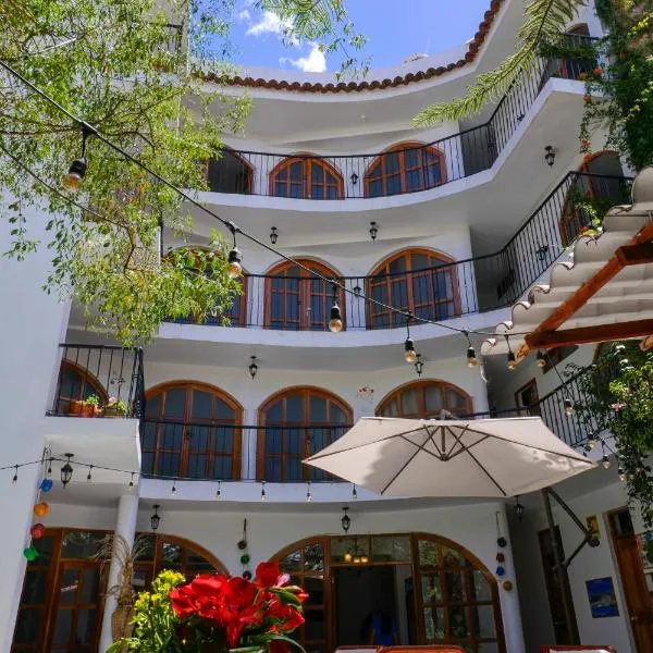 Astromelia Hotel, готель у місті Аякучо