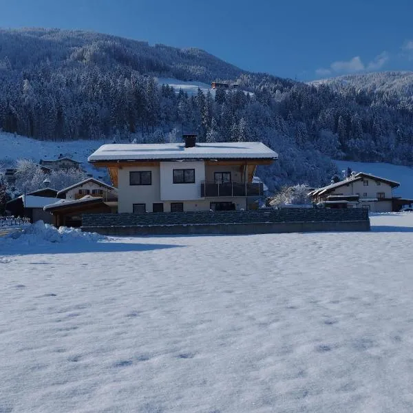 Chalet in Kaltenbach near Ski Lift, hotel en Kaltenbach