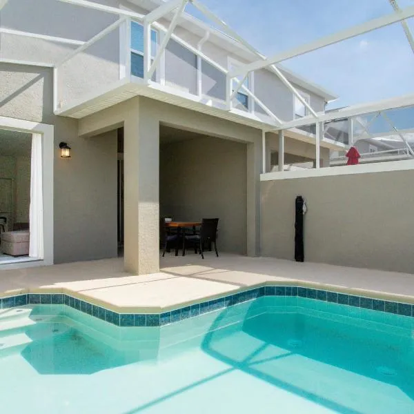 1056 LS - Luxury 4BR3BA - Champions Gate Bliss, hotel in Kissimmee