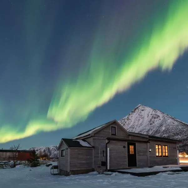 Koselig bolig i Lofoten / Vesterålen，Melbu的飯店