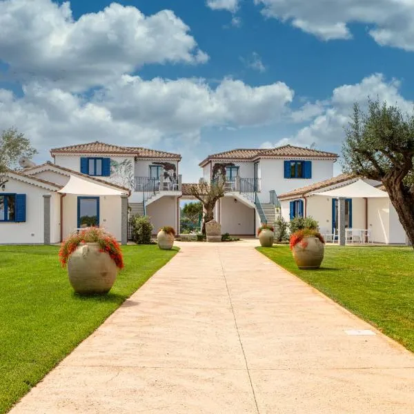 Acquamarina, appartamenti sul mare con piscina，卡爾德都的飯店