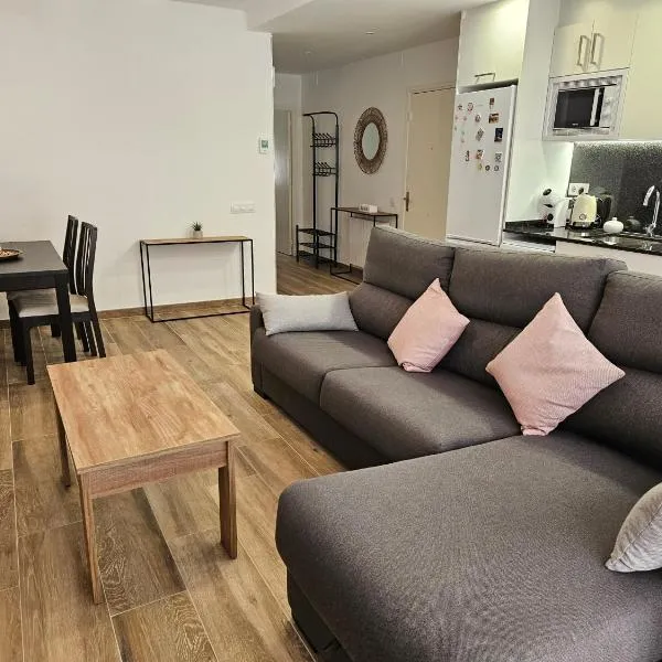 Viesnīca Apartament LA SAL pilsētā Pineda de Mara