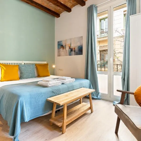 Lodging Apartments Beach Studio 11, Hotel in Barcelona
