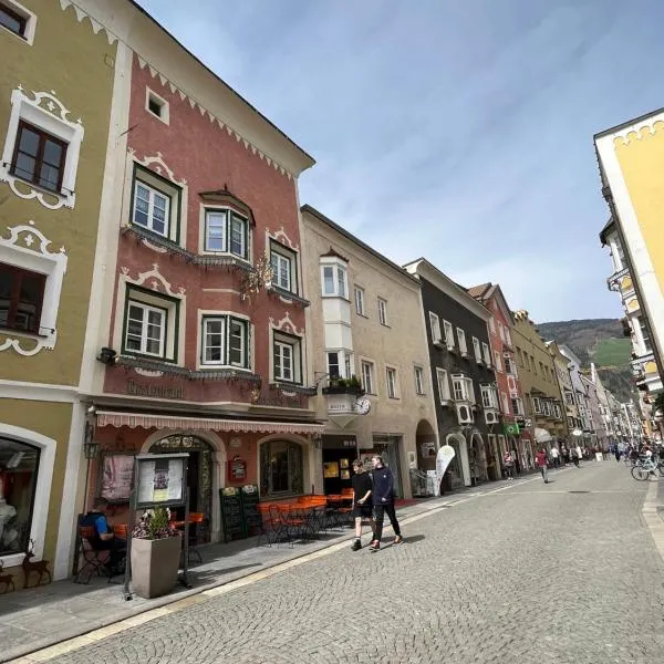 Hotel Goldenes Kreuz - since 1605, hotel v destinácii Vipiteno