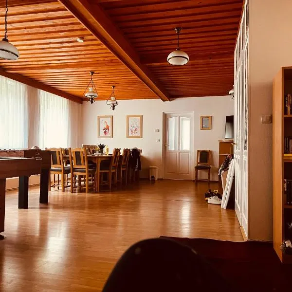 Favilla DELUXE Bogács, hotel v destinaci Bogács