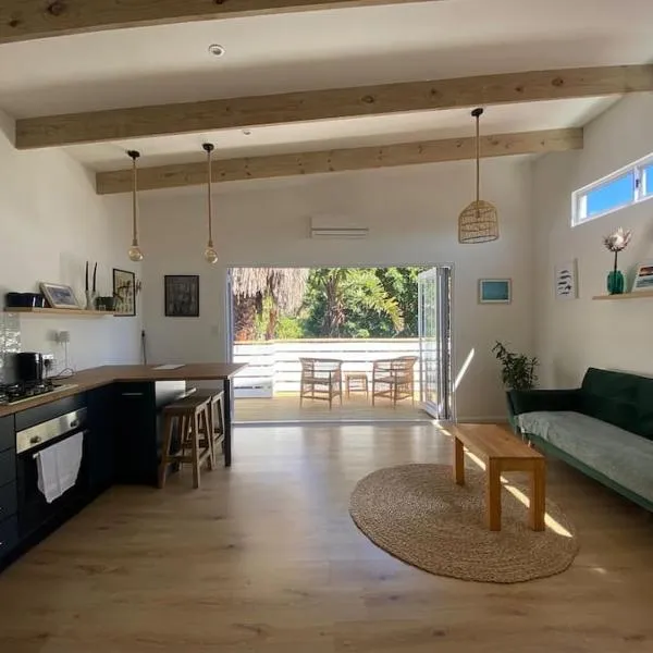 Tree House by the Ocean, hotel in Kommetjie