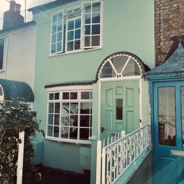 North Laine Sunny Cottage - PARKING available, hotel v destinaci Brighton & Hove