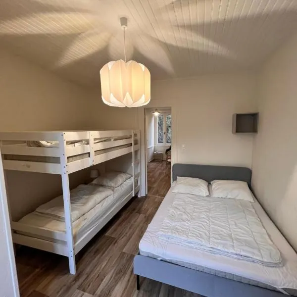 Appartement 4 personnes, wifi, proche centre et thermes, hotel en Saint-Julien-Puy-Lavèze