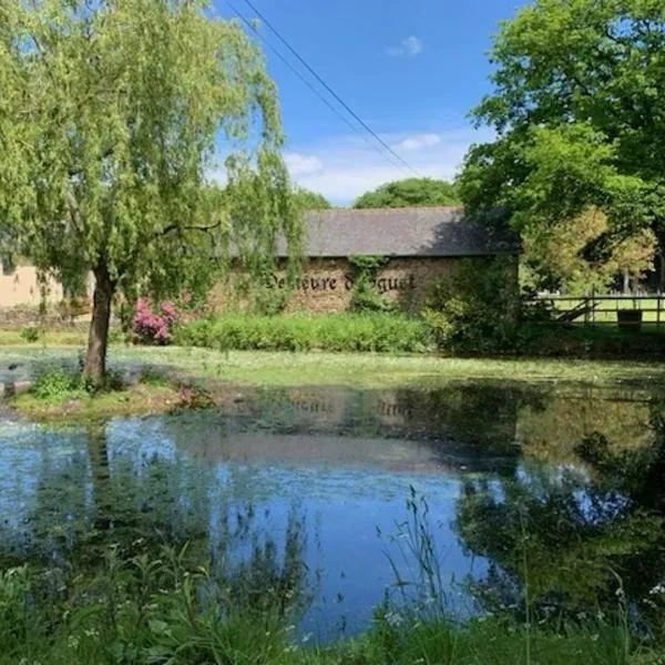 La demeure romantique – hotel w mieście Bazouges-sous-Hédé