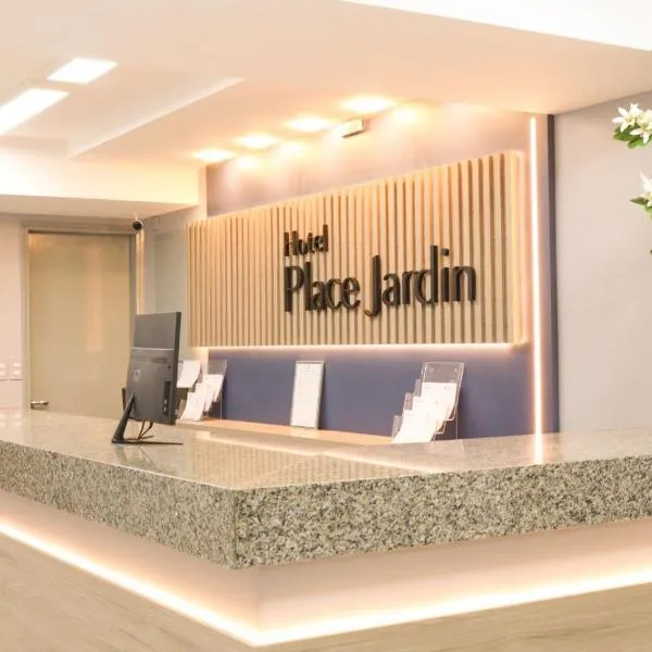 Hotel Place Jardin, hotel di Garanhuns