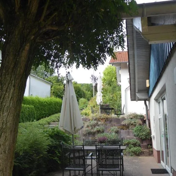 Landleben - Ferienhaus 2, hotel in Fritzlar