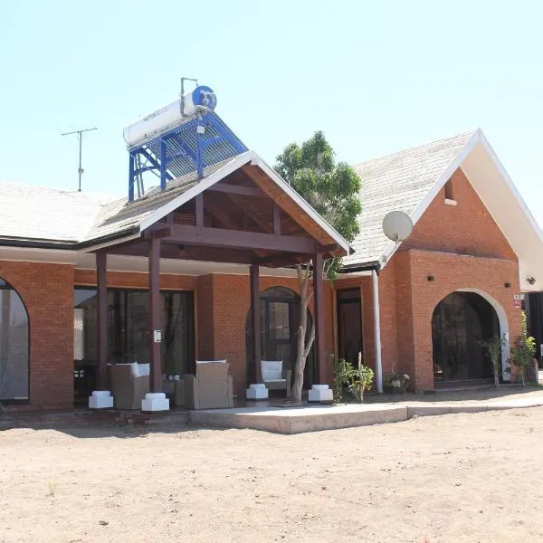 Hostal El Valle, hotel v destinaci Illapel