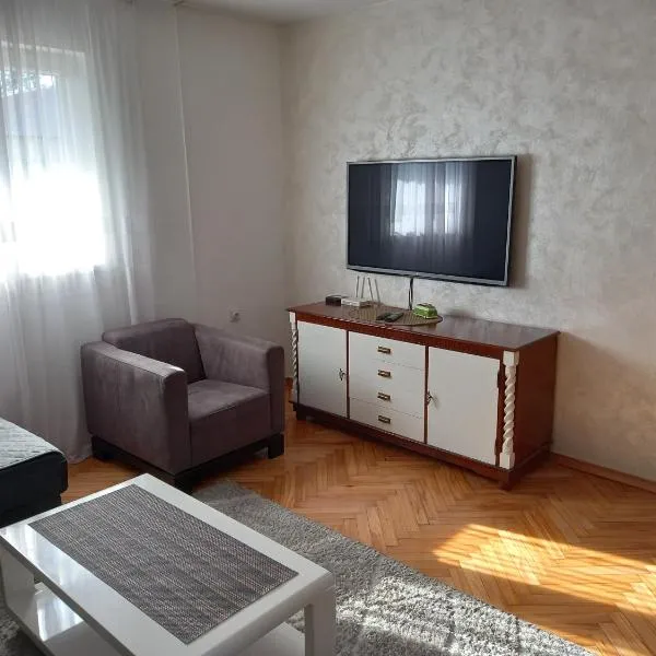 Stan u maslinama, hotel in Podgorica