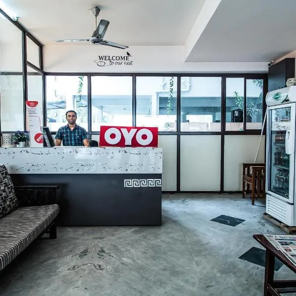 OYOFlagship Hillside Hotel Kukatpally, hotel em Kukatpalli