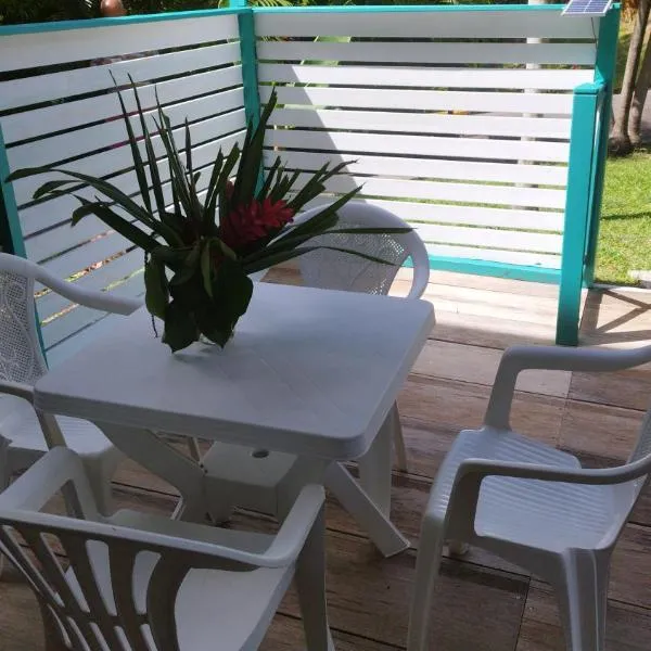 studio francelu, Hotel in Sainte-Anne