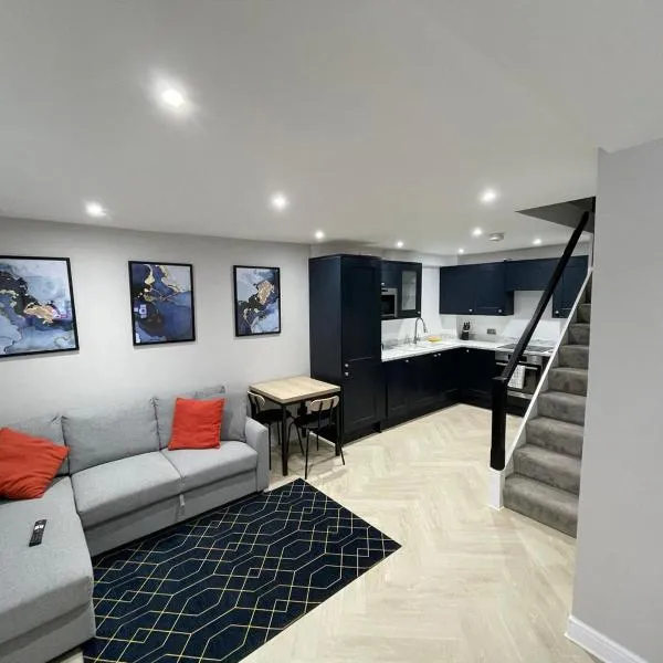 Luxury modern 1 bedroom house, hotel v destinaci Southampton