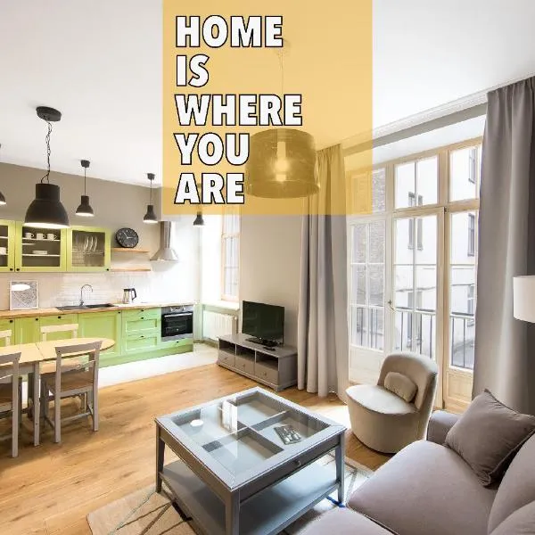 Riga Lux Apartments - Skolas, hotel in Rīga