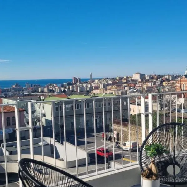 Le Terrazze Sul Golfo، فندق في ترييستي