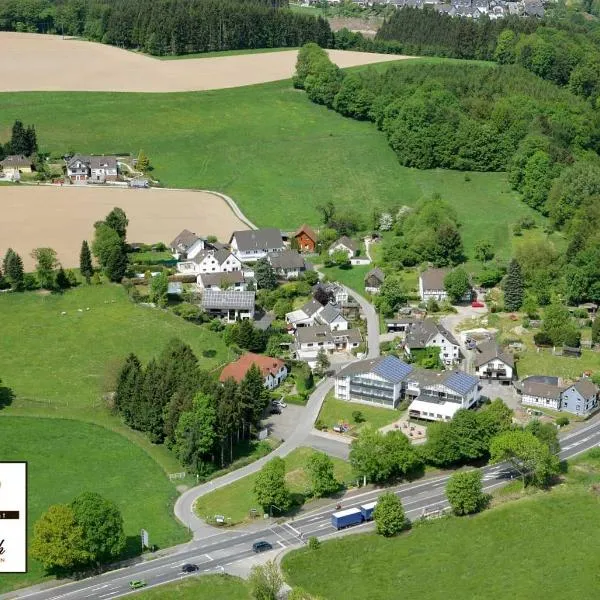 Hotel Restaurant Lüdenbach, hotel di Overath