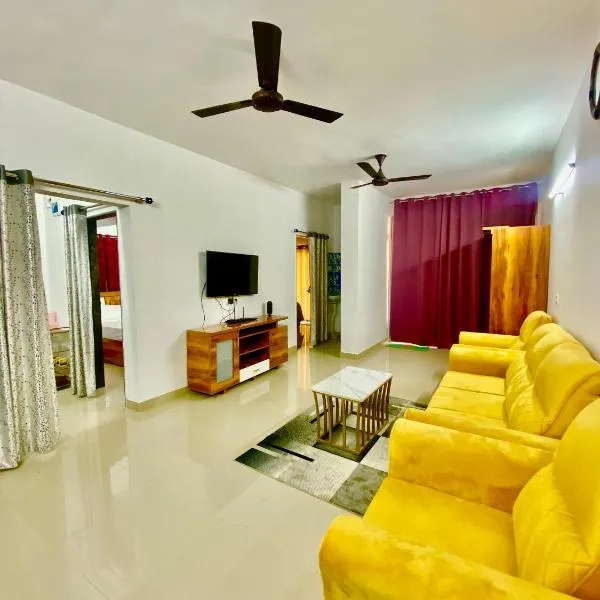 2 BHK AC Apartment, hotel in Pune