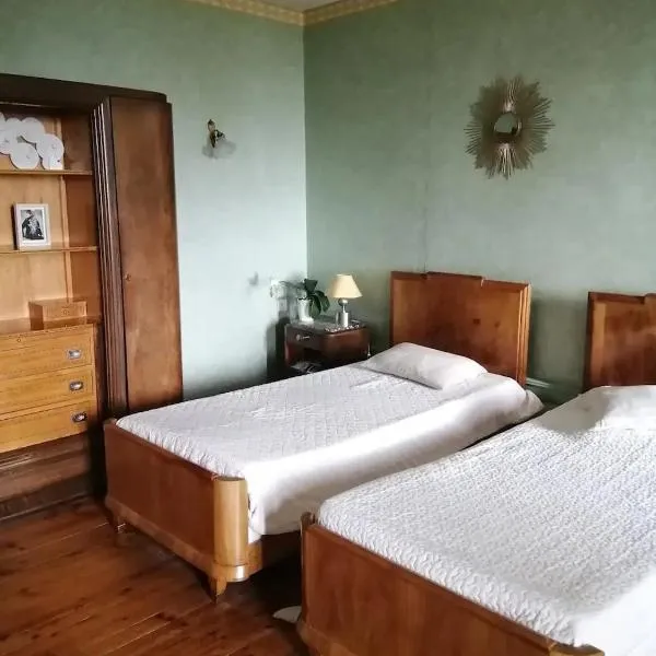 Chambres d'hotes au Domaine des Possibles, hotel v destinaci Orcines