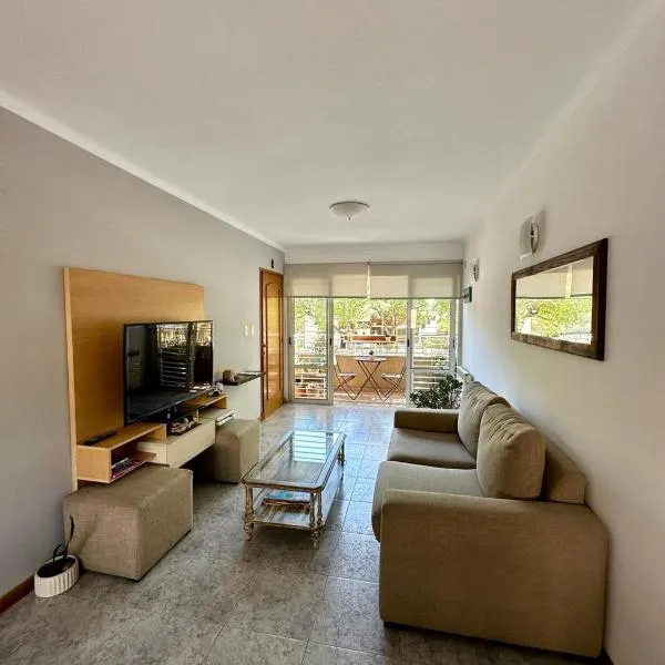 Hermoso y Confortable Depto, hotel in Mendoza