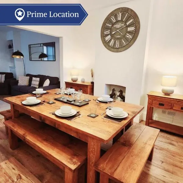 Beautiful 4BR Home near Chester Racecourse, hotel in Chester
