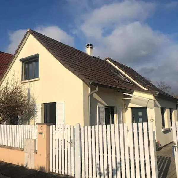 Maison de village près de Colmar de 90 m2, hotel v destinácii Horbourg