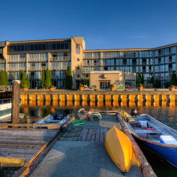 Oceanfront Suites at Cowichan Bay, hotel en Shawnigan Lake