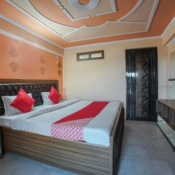 Kailash View Inn, hotel di Bhowāli
