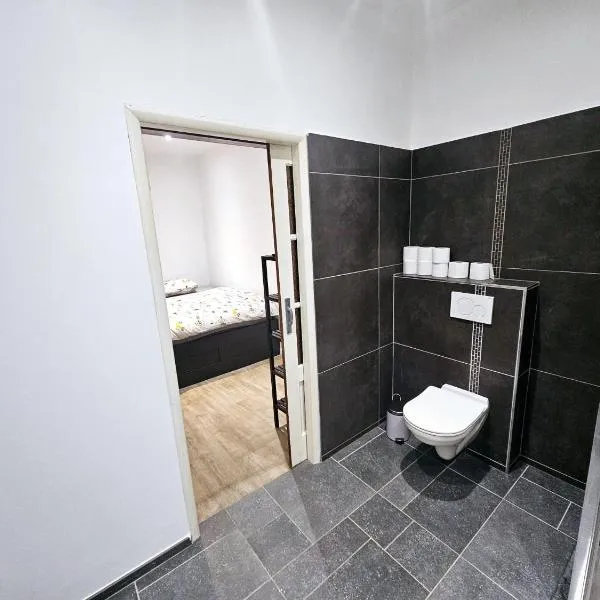 CHAMBRE PRIVÉE, hotel v destinaci Lutych