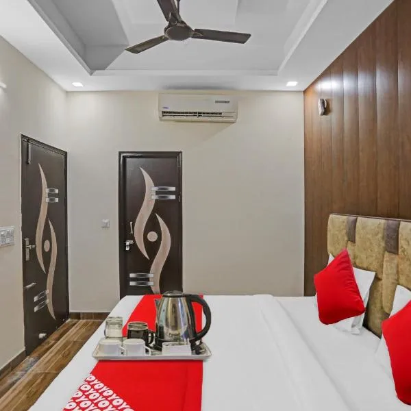 Hotel Royal Inn: Faridabad şehrinde bir otel