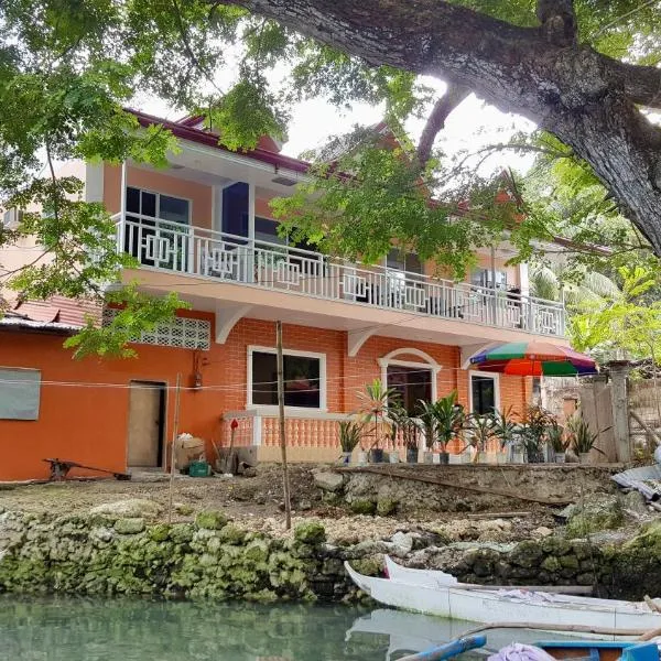 TGH Guest House Badian, hotel v destinaci Badian