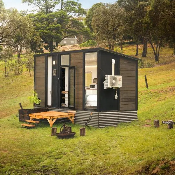 Acre Away by Tiny Away, hotel em Kangaroo Ground