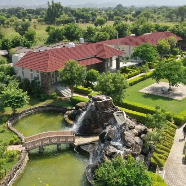 Astroport Sariska "Treetop" by Eight Continents, hotel in Mācheri