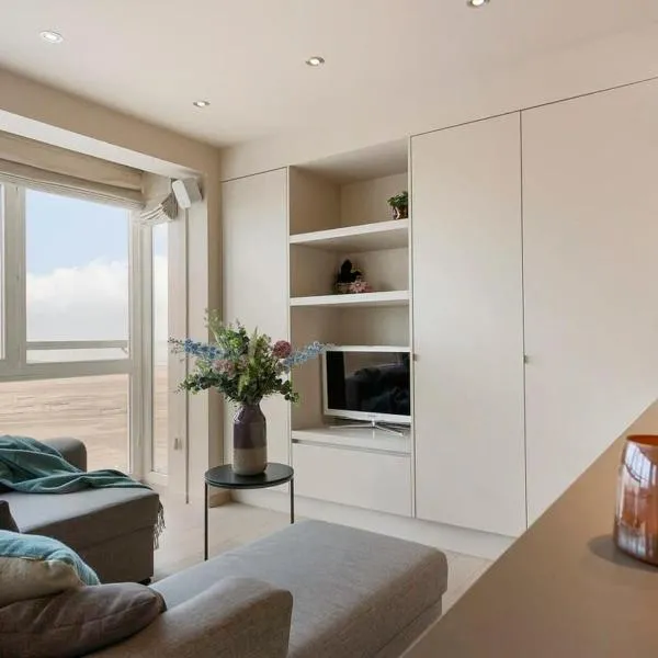 Casiola - Unique apartment with sea-view near the center, Hotel in Knokke-Heist