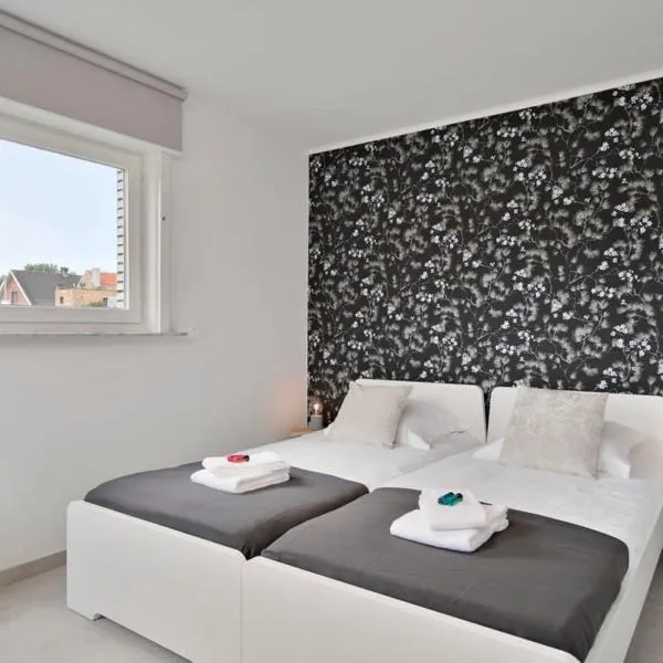 Huswell - Spacious bungalow with garden near the beach & sea, hotel v destinaci Middelkerke