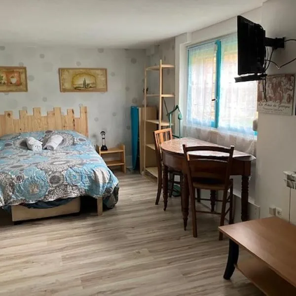 Chambre et sanitaires privés, hotel v destinaci Épinal