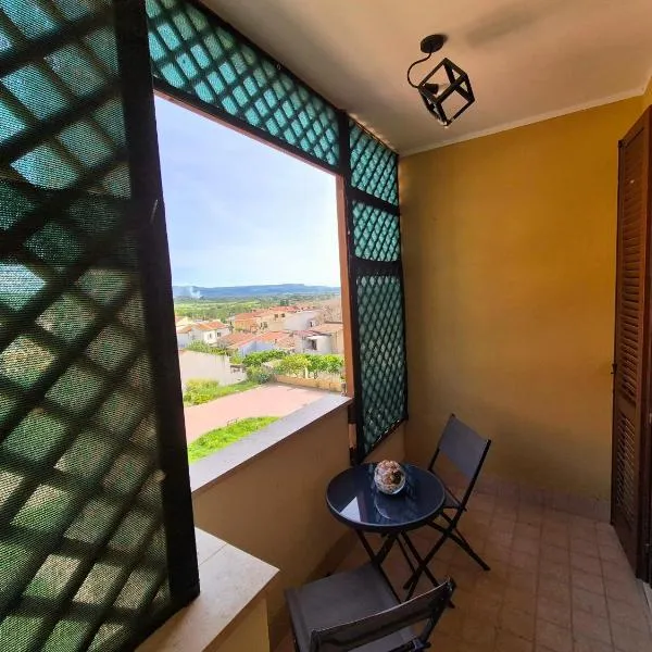 Cozy accommodation in Sardinia, Olmedo, מלון באולמדו