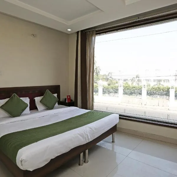 Hotel Sea, מלון בRohti