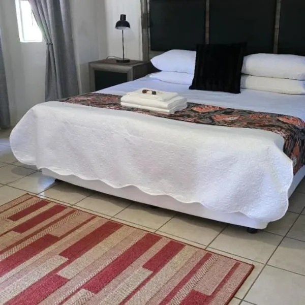 Grey lourie Guesthouse, hotel di Zeerust