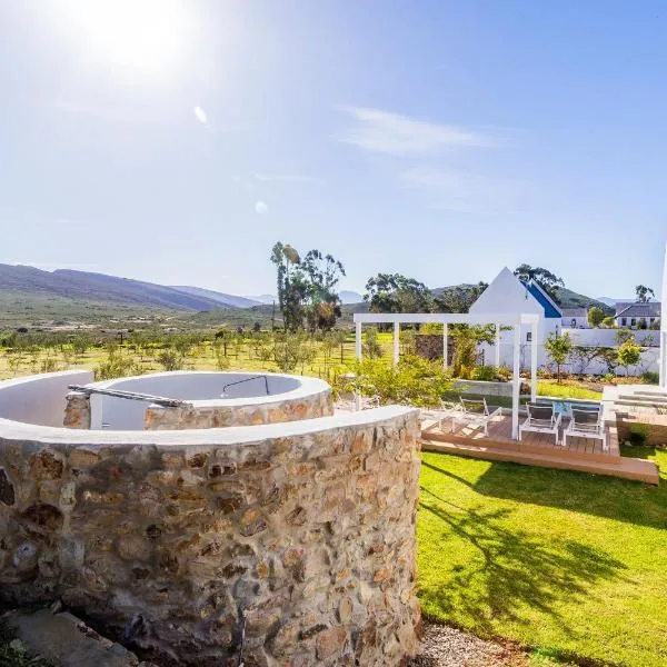 Lucky Crane Villas, hotel in McGregor