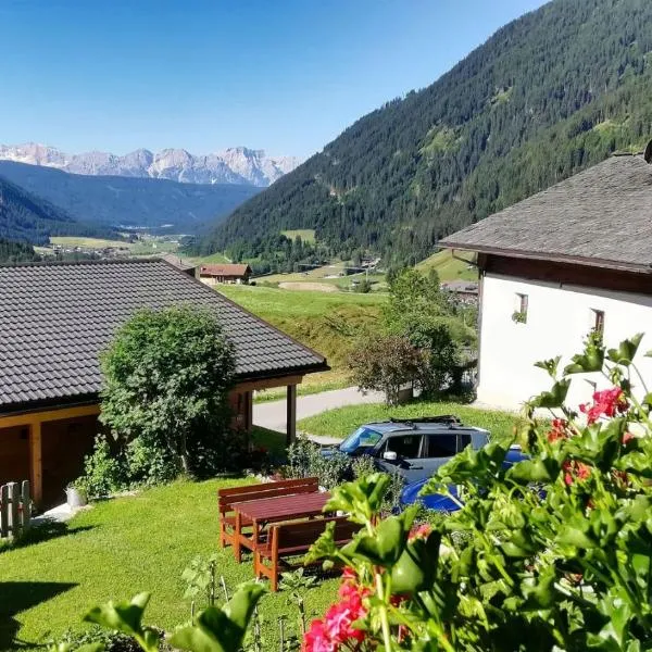 Hoferhof Apt A, hotel v destinácii Gsies